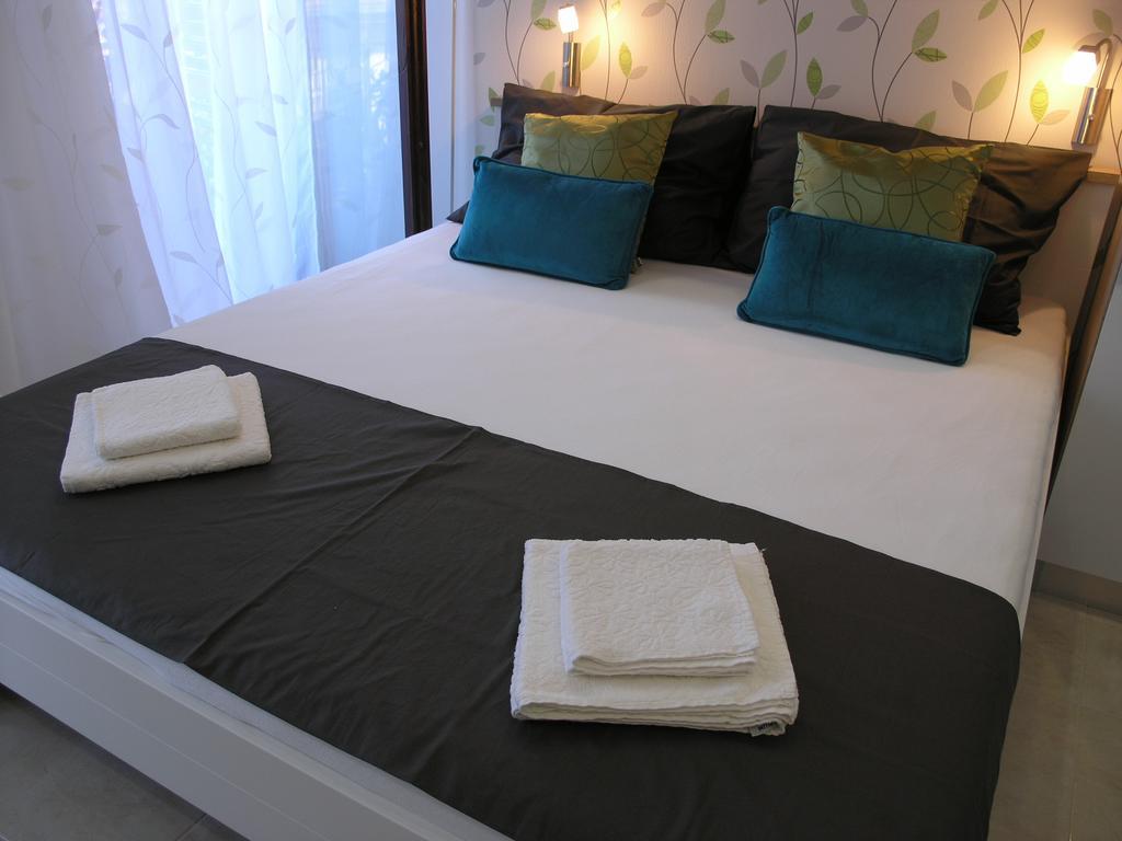 Apartments Dobrila Подгора Экстерьер фото