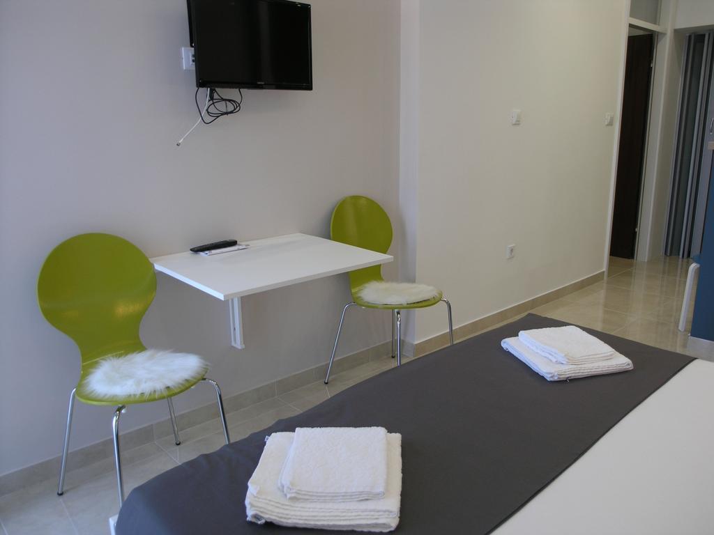 Apartments Dobrila Подгора Экстерьер фото