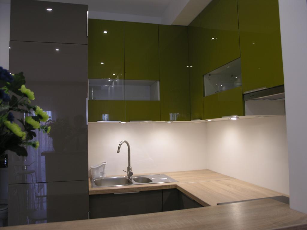 Apartments Dobrila Подгора Экстерьер фото