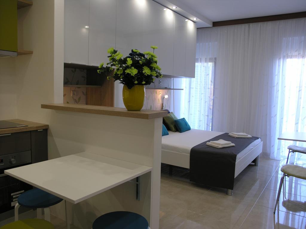 Apartments Dobrila Подгора Экстерьер фото